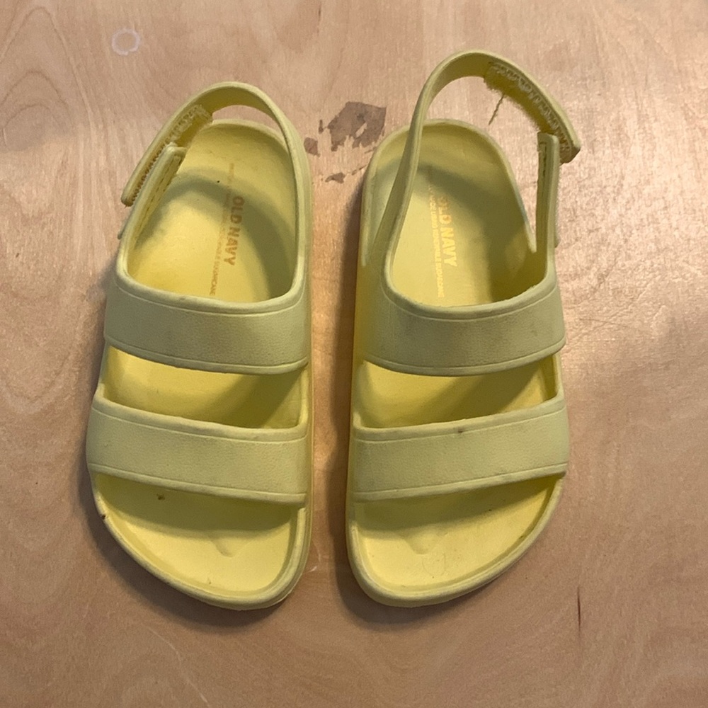 Old Navy Sandals